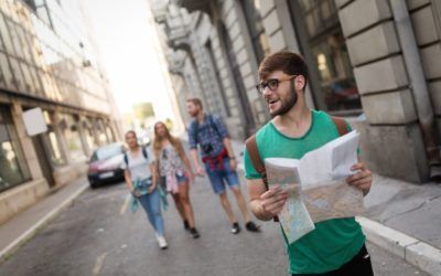 ¿Qué problemas esconden los tours gratuitos? Entrevista a la Vicepresidenta de la Asociación de Guías Turísticos de Madrid y al Presidente de la Asociación de Guías Turísticos de Galicia