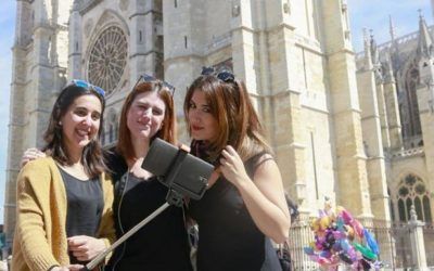 Los peros del turista, El precio por entrar a las iglesias o catedrales es alguna de las principales criticas de páginas web