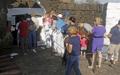 Los guías acreditados, molestos con los CACT por el cobro de la entrada,