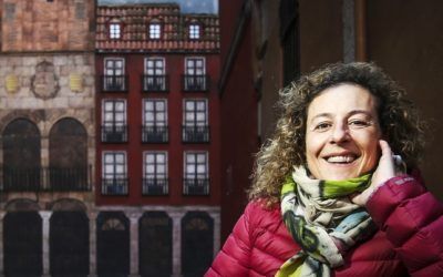 La presidenta de la Asociación de Guías Oficiales de Valladolid asegura que la crisis «hizo que el español dejase de salir fuera para hacer turismo y empezase a viajar por su país y a conocerlo mejor»