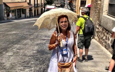 «Alguien va a un chino, se compra un paraguas y ya es un guía turístico», denuncia la presidenta de la  Cefapit Almudena Cencerrado en RNE
