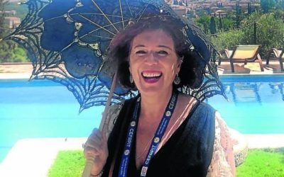 «Un guía turístico puede saber mucho, pero no es la Espasa». «España es una especie de reino de taifas», lamenta. «Aragón es la comunidad más permisiva» con el intrusismo y en Castilla y las islas hay más control