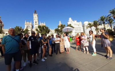 Almudena Cencerrado, presidenta de CEFAPIT, ante la decisión Delegación del Gobierno en la Comunidad Valenciana de confirmar que pueden realizar tours en entornos urbanos.