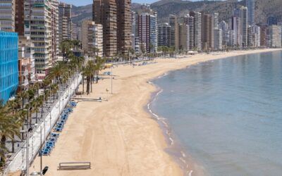 De la turismofobia a la turismofilia. Ahora que no hay viajeros por el virus se descubre su contribución a la economía y cultura europeas